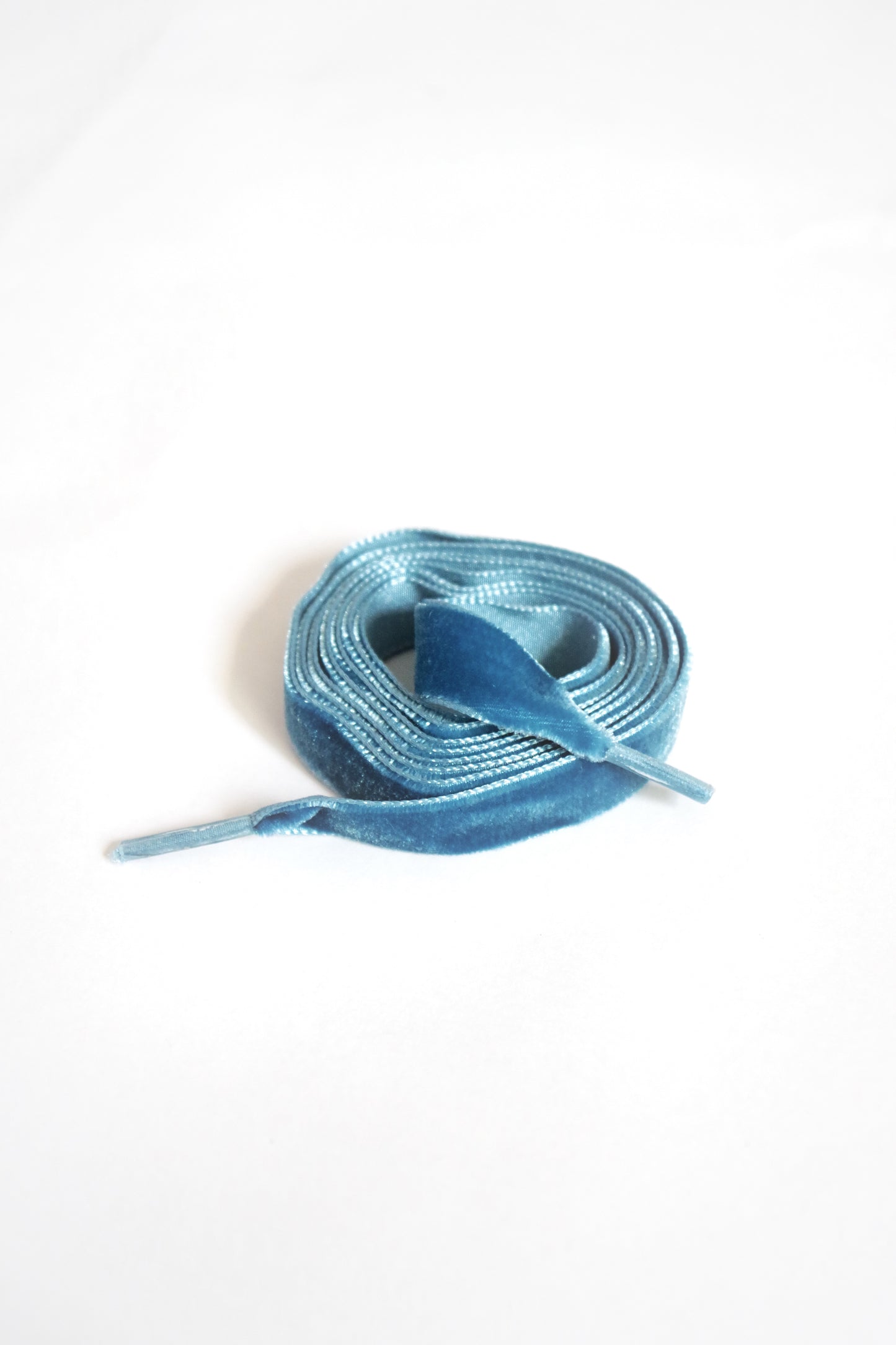 Lazo terciopelo azul petróleo