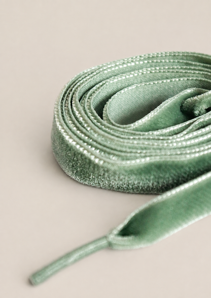 Ruban de velours vert clair