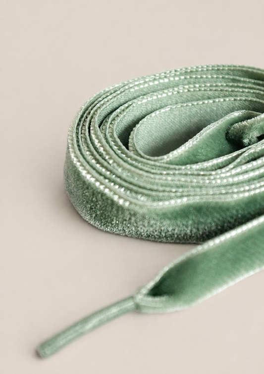 Ruban de velours vert clair